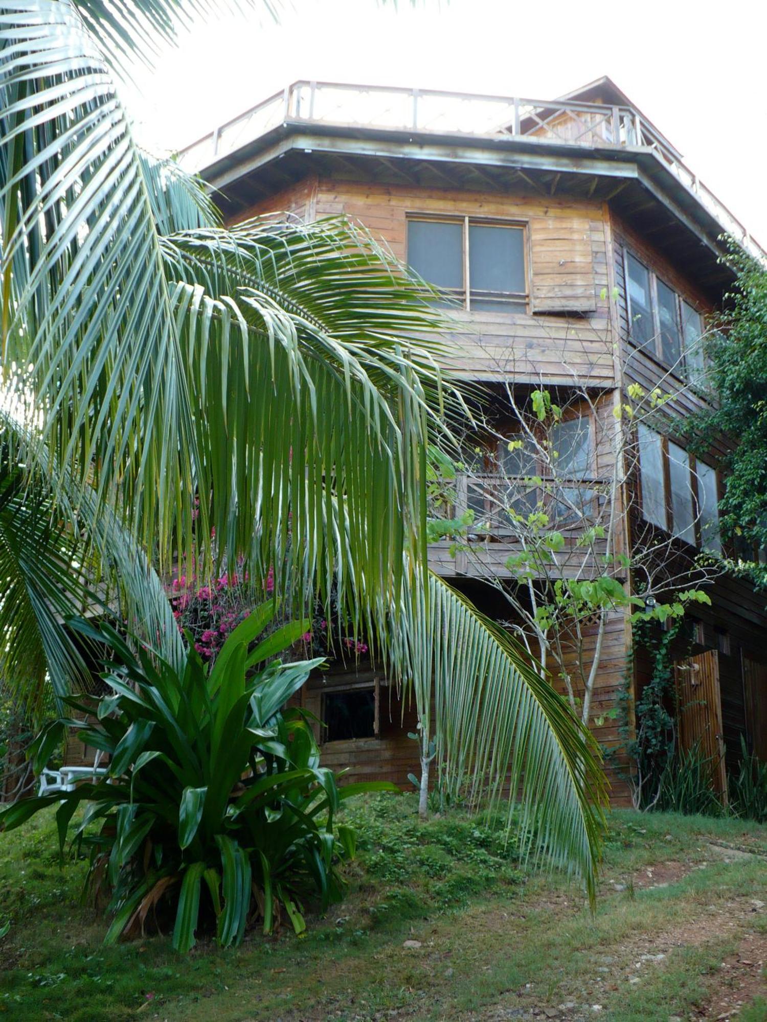 Roatan Bed & Breakfast Apartments West End Exterior foto